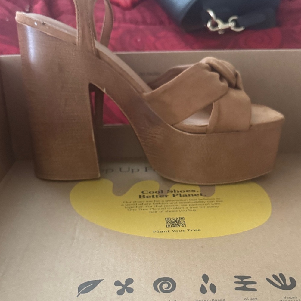 Steve Madden Brown Platform Heels